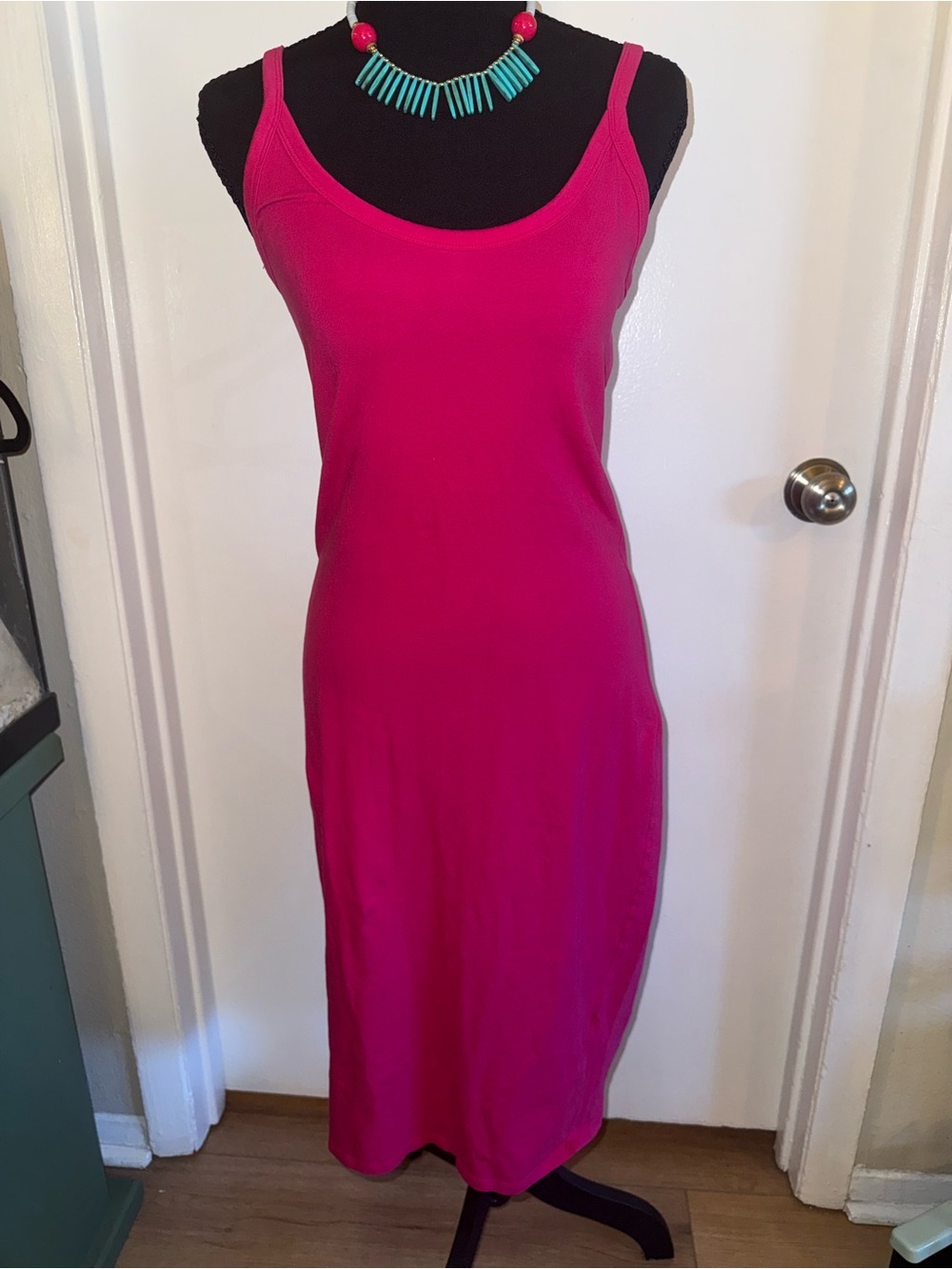 Express Hot Pink Fuchsia Scoop Neck Midi Tank Dress Size Medium